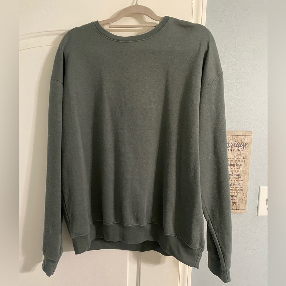 Sweatshirt